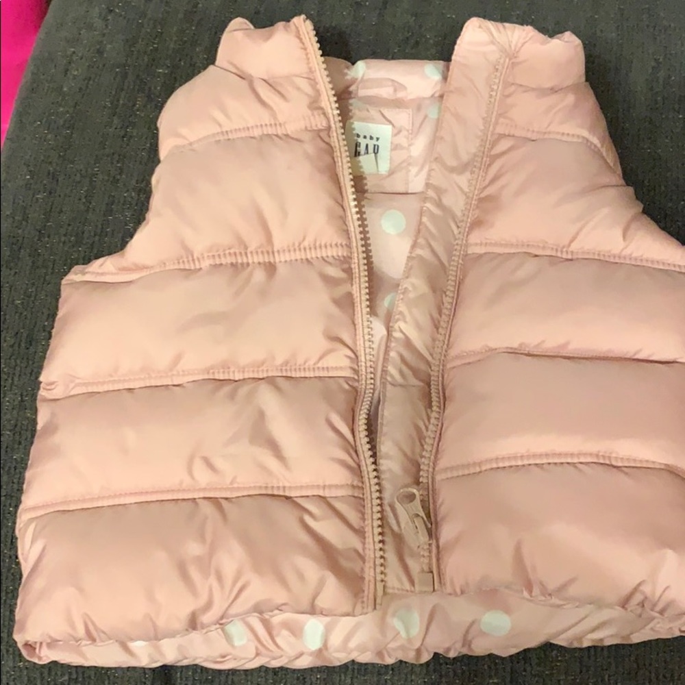 Gap Toddler girl puffer vest 2T light pink